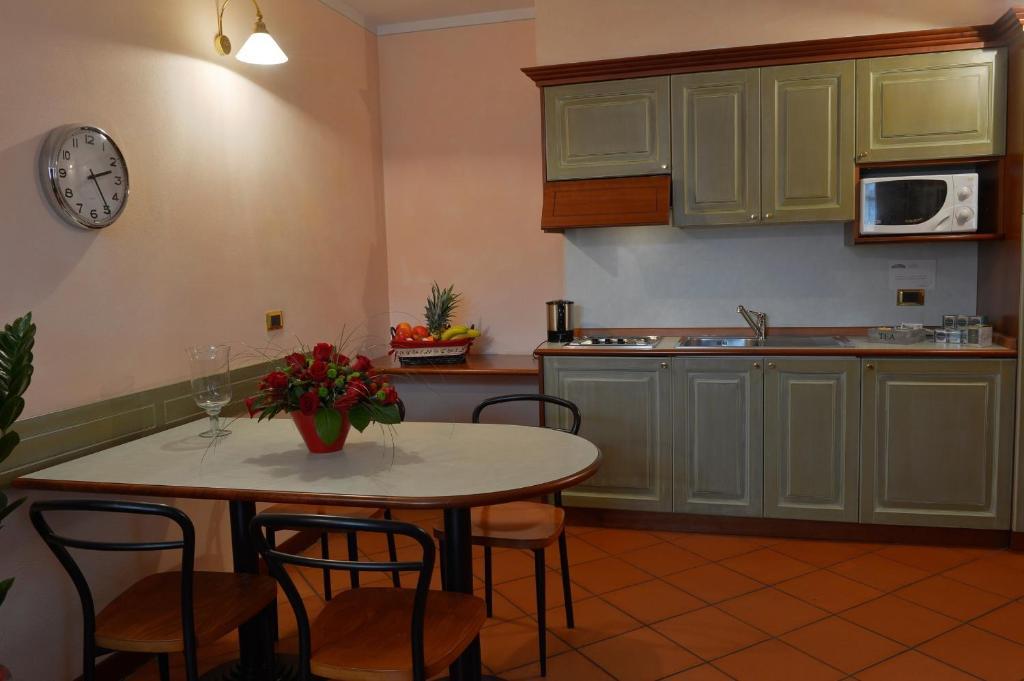 Residence Del Messaggero Роверето Стая снимка