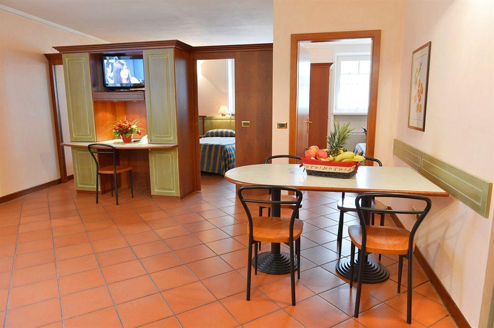 Residence Del Messaggero Роверето Екстериор снимка